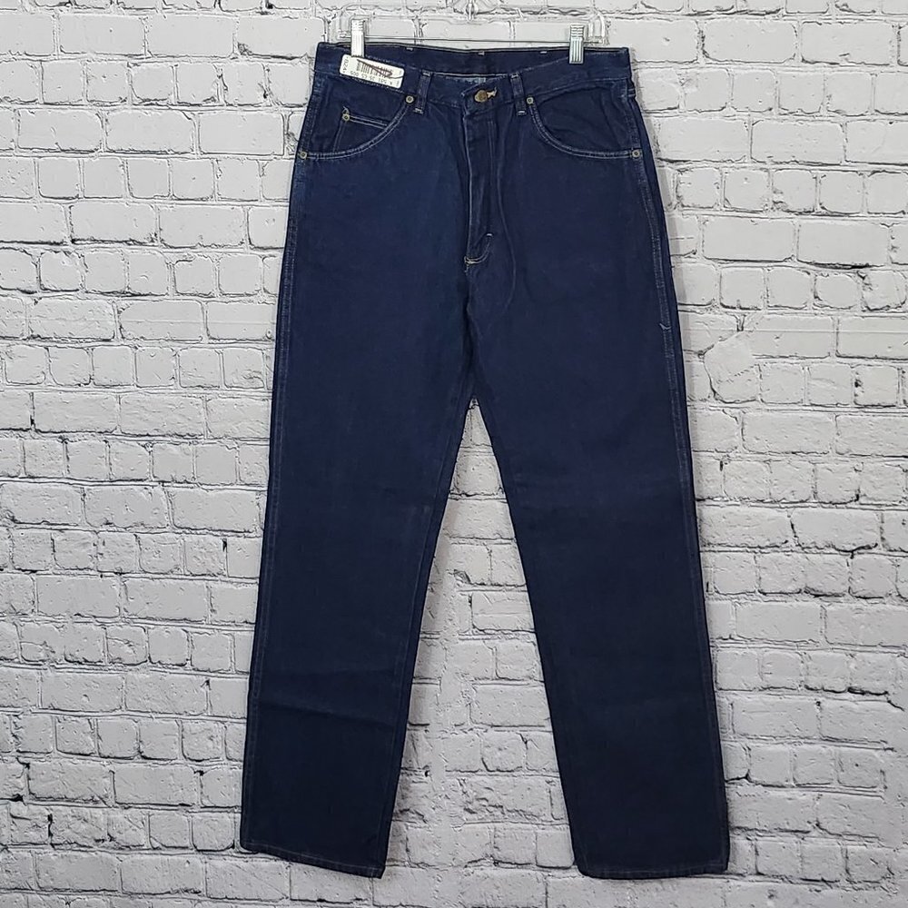 2/$30 Wrangler Rugged Wear Jeans Size 34 Classic Fit Blue Denim